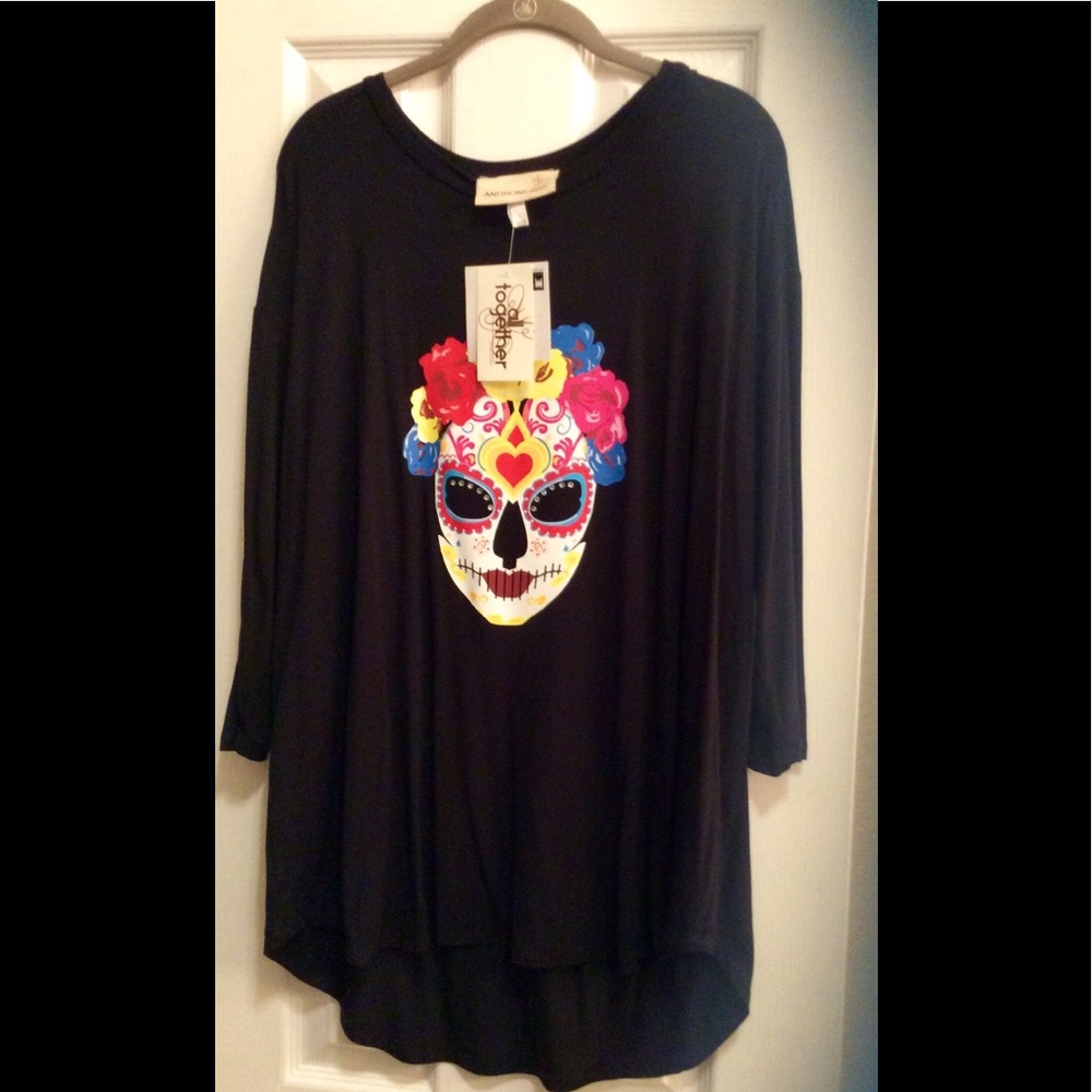 Final Price! Day of the Dead Tunic! NWT